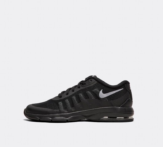 nike air max invigor trainers black white