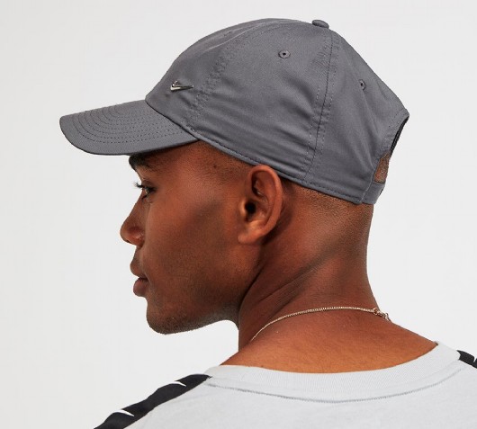 nike heritage 86 metal swoosh cap