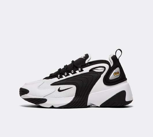 women's black and white nike trainers