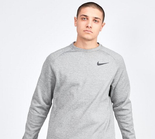 nike therma hoodie grey