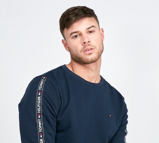 Tommy shop tape sweatshirt
