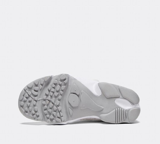 white nike rift infant