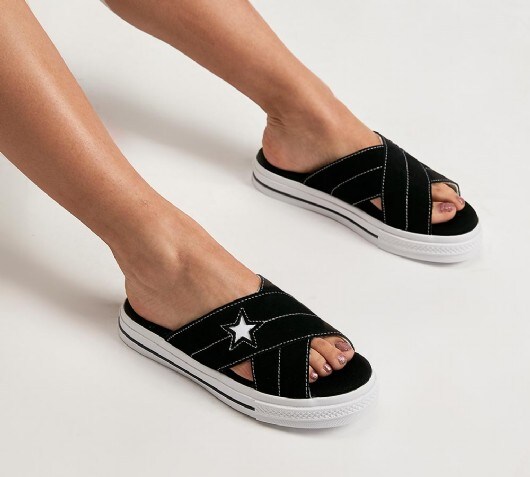 converse one star slip on black