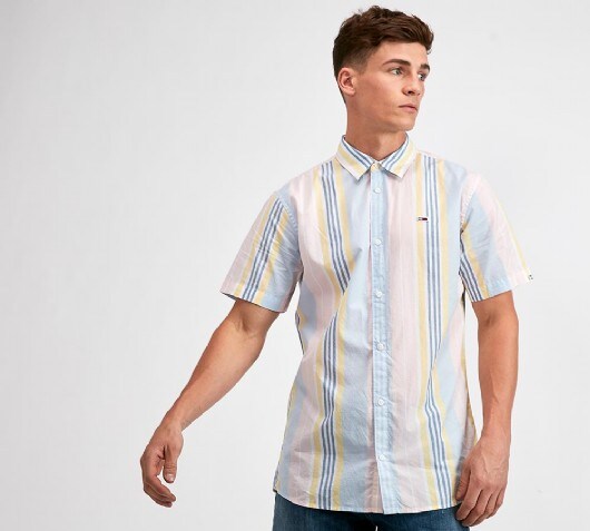tommy jeans short sleeve shirt