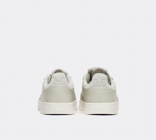 adidas supercourt footasylum