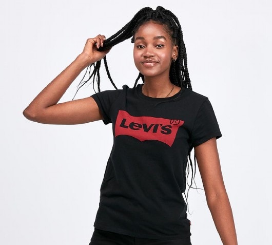 Actualizar 58+ imagen black levis t shirt women’s