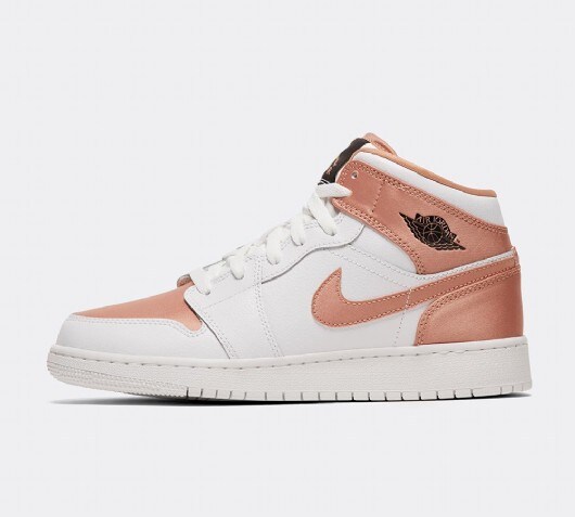 junior air jordan 1 mid trainer