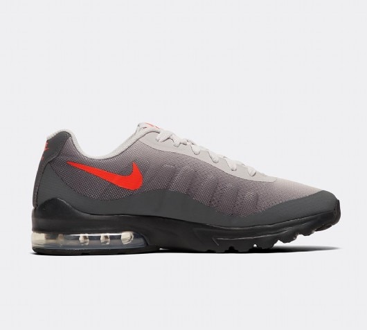 Nike Junior Air Max Invigor Trainer 