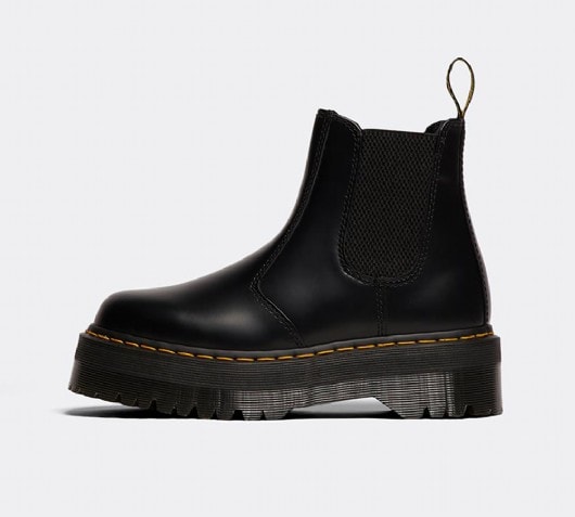 dr martens chelsea boots