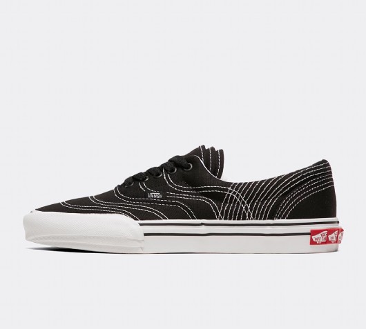 black vans footasylum