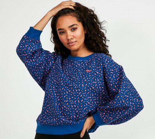 levi's sweatshirt womens
