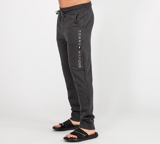 tommy tracksuit mens