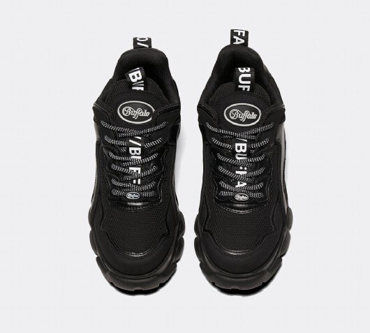 buffalo chai trainers black