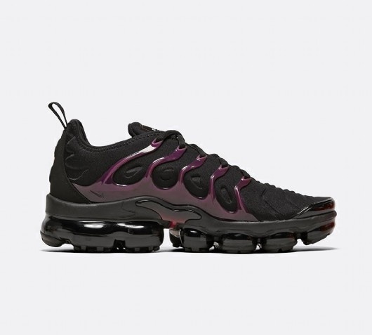 footasylum vapormax plus