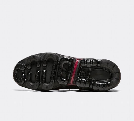 footasylum nike vapormax plus