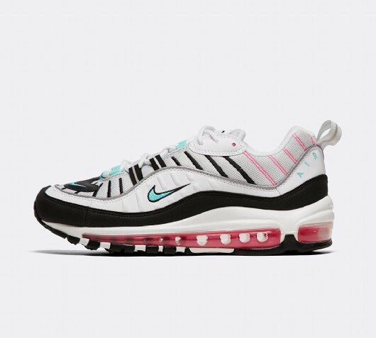 nike beach trainers