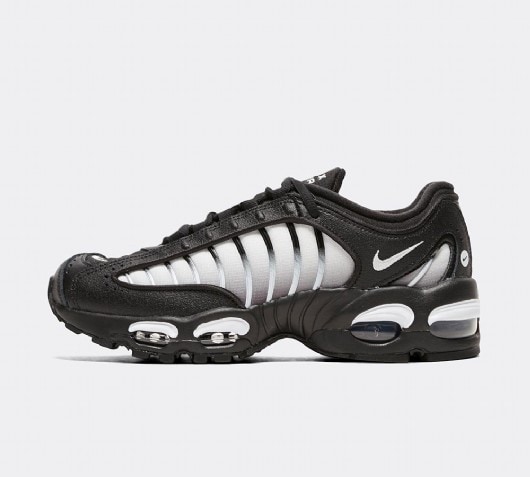 nike junior air max tailwind