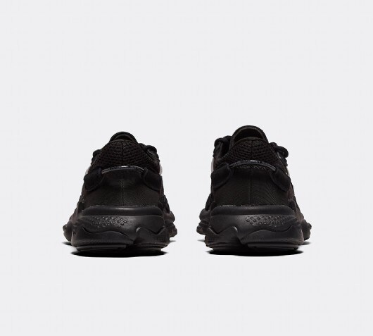 junior black adidas ozweego