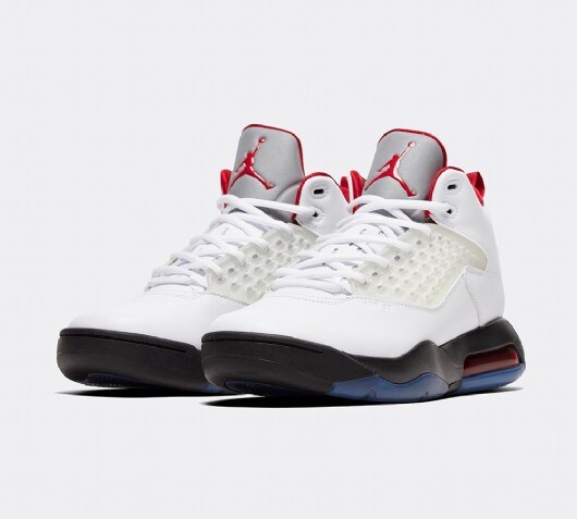 jordan maxin 200 on feet