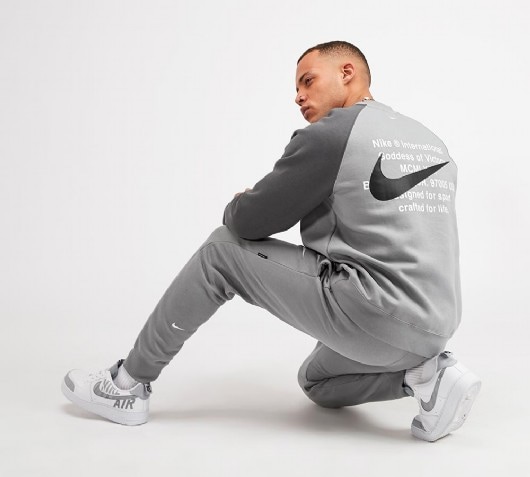 nike hbr swoosh