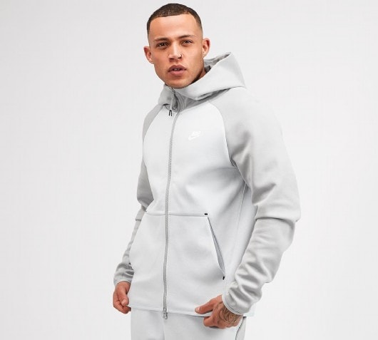 grey and white nike tracksuit