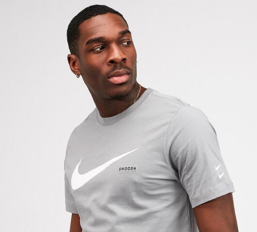 nike swoosh t shirt grey