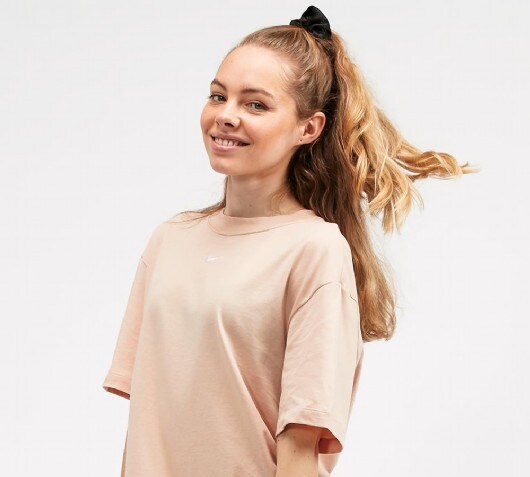 boyfriend t shirt nike