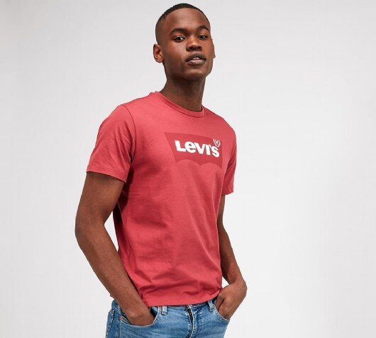 red levis t shirt