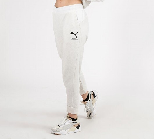 white puma joggers