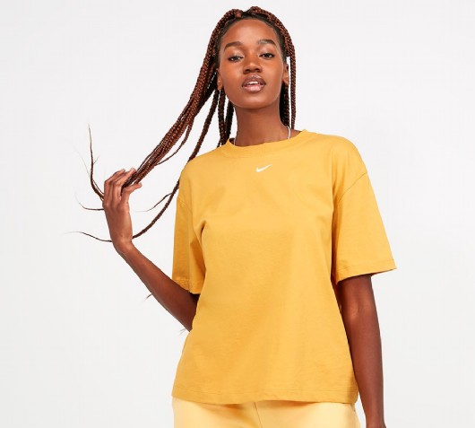 nike boxy short sleeve t shirt