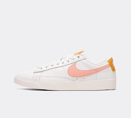 nike women's blazer low