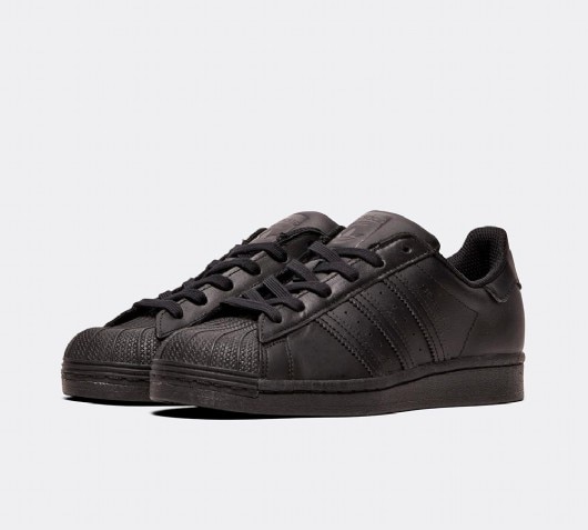 black adidas trainers superstar