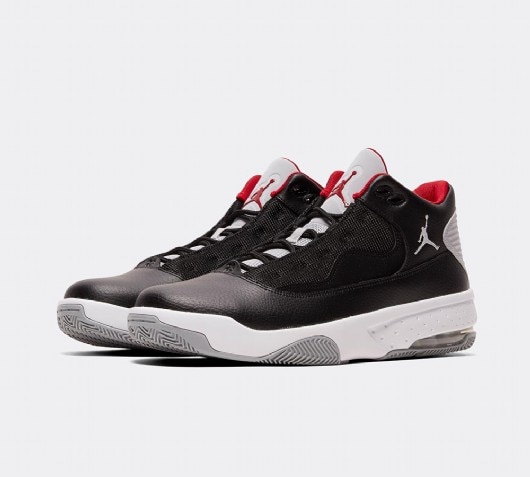 Jordan Max Aura 2 Trainer | Black / Gym Red / White | Footasylum