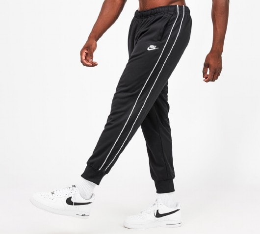 nike repeat joggers black