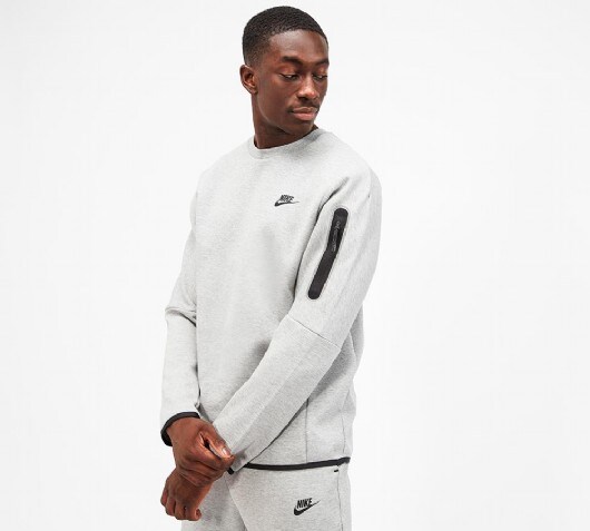 nike tech fleece crew neck sweat in grey