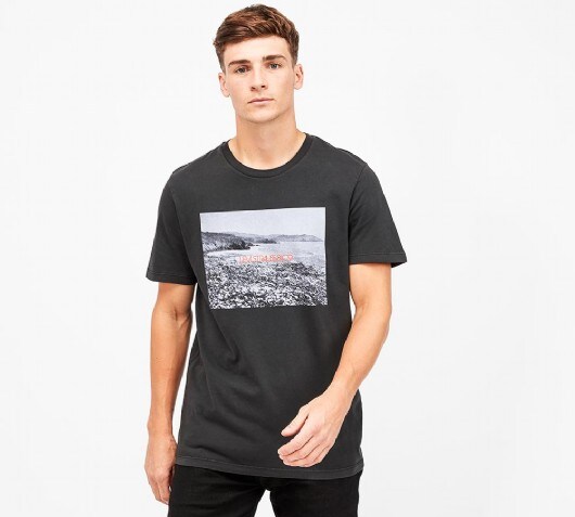 Image of Graphic Print T-Shirt