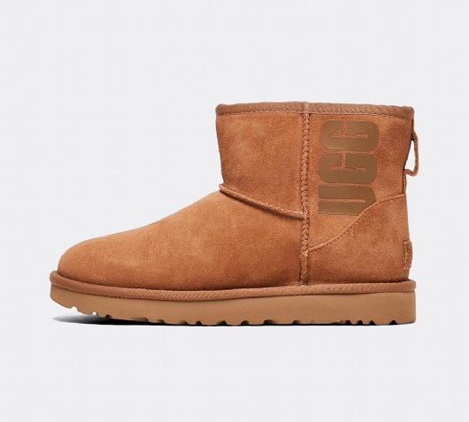classic mini logo ugg boots