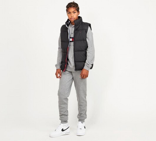 tommy hilfiger gilet footasylum