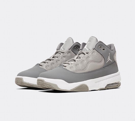 jordan max aura footasylum