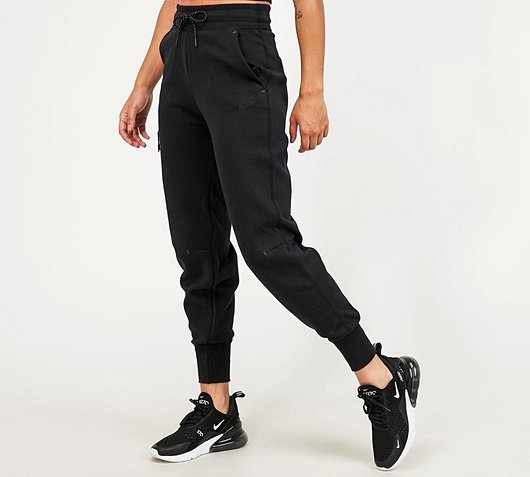 Nike Sports Fleece Tech Black Sweatpants, CW4292-010