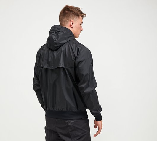 Nike Windrunner Jacket | Black | Footasylum