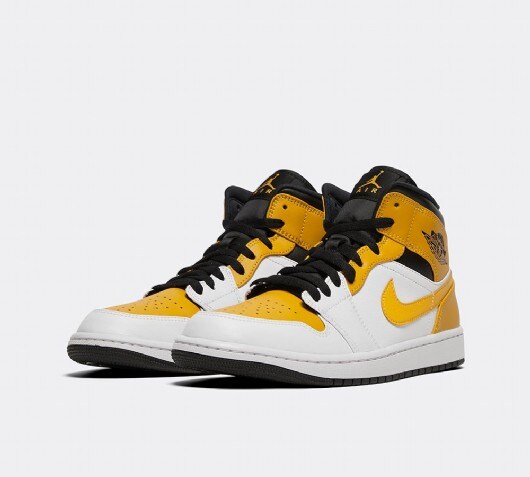 mens black and yellow jordans