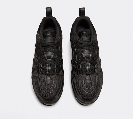nike vapormax evo triple black