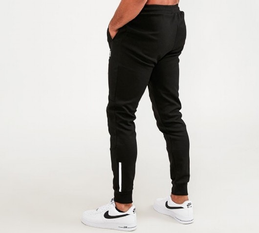 nike black joggers mens