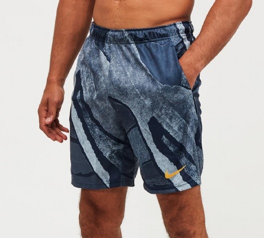 تموجات تنويه مجهد nike woven shorts 