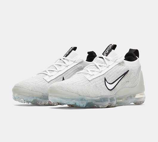 white vapormax footasylum