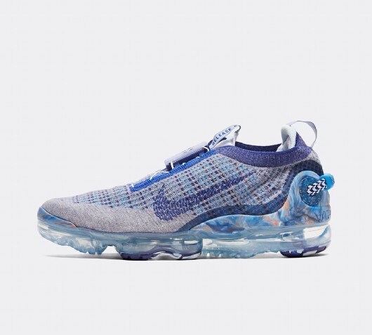 royal blue nike vapormax