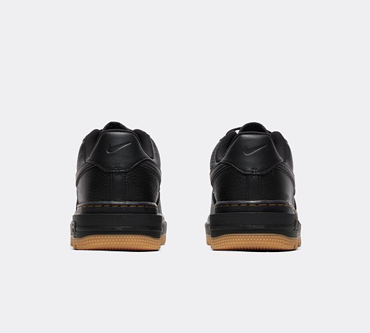 Nike Air Force 1 Luxe Trainer | Black 