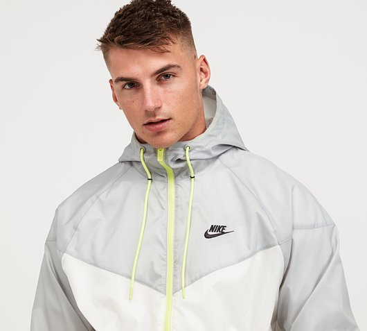 nike windrunner platinum
