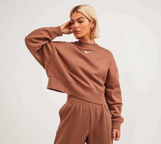 Nike cropped fleece sweatshirt in earth 
